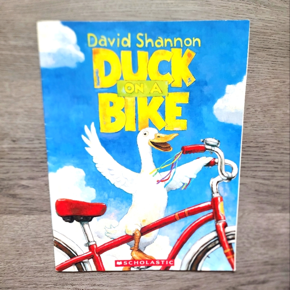 Duck on a Bike Vintage Children's Illustrated Fiction Paperback Book Scholastic